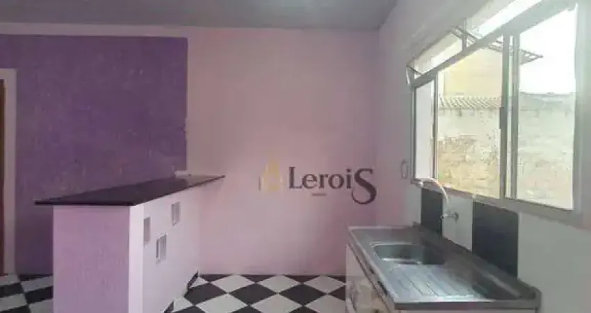 Casa com 1 dormitório à venda, 37 m² por R$ 250.000,00 - Madre Paulina - Salto/SP