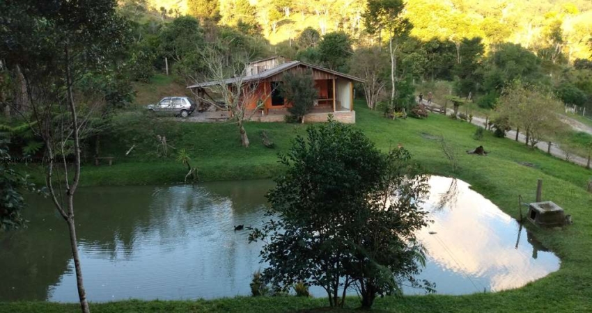 Chácara para Venda em Campina Grande do Sul, LAGOA VERMELHA, 2 dormitórios, 1 banheiro, 3 vagas