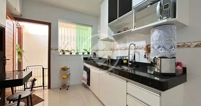 Casa com 2 quartos à venda na Via 9, 145, Jardim Imperial, Lagoa Santa