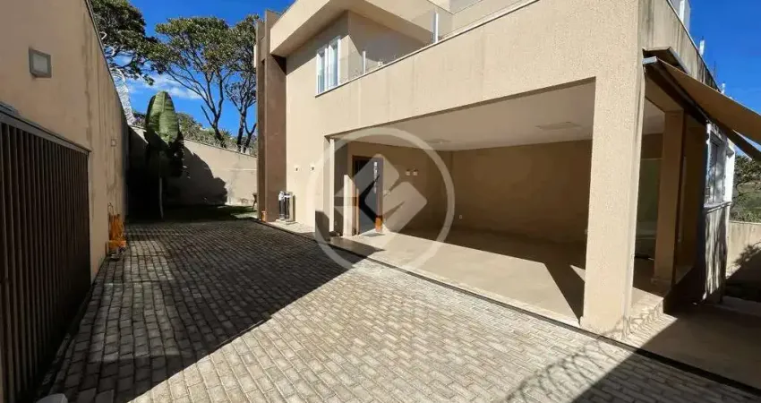 Casa Alto Padrão - Bairro Shallimar  - Área constr.217m² - Lagoa Santa codigo: 51496