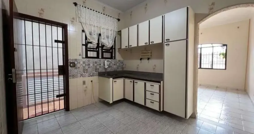 Casa com 2 quartos, Real, Praia Grande - R$ 450 mil, Cod: 404