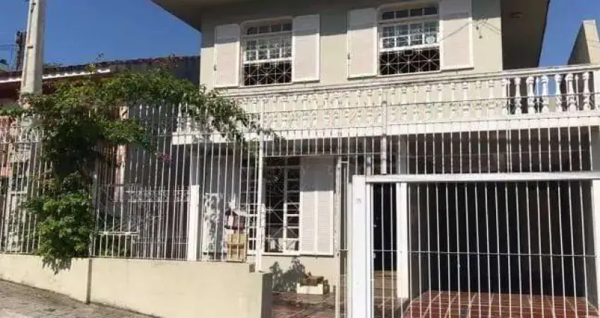 Casa para venda em florianópolis, centro, 3 dormitórios, 1 suíte, 3 banheiros, 2 vagas
