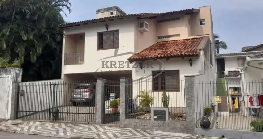 Casa para venda em florianópolis, balneário, 5 dormitórios, 1 suíte, 4 banheiros, 2 vagas