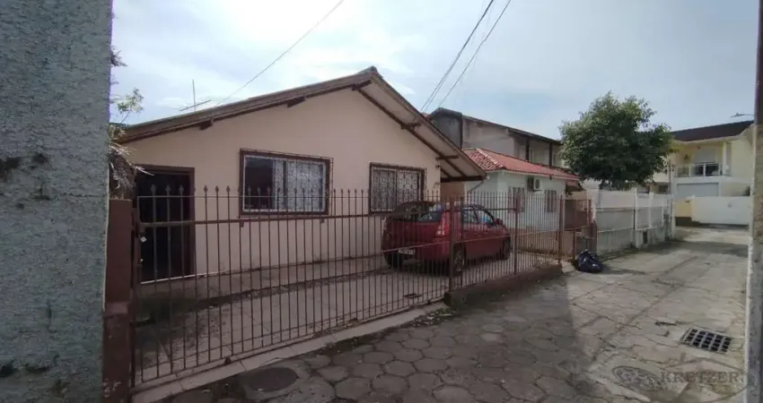 Casa para venda em florianópolis, balneário, 5 dormitórios, 2 banheiros, 1 vaga