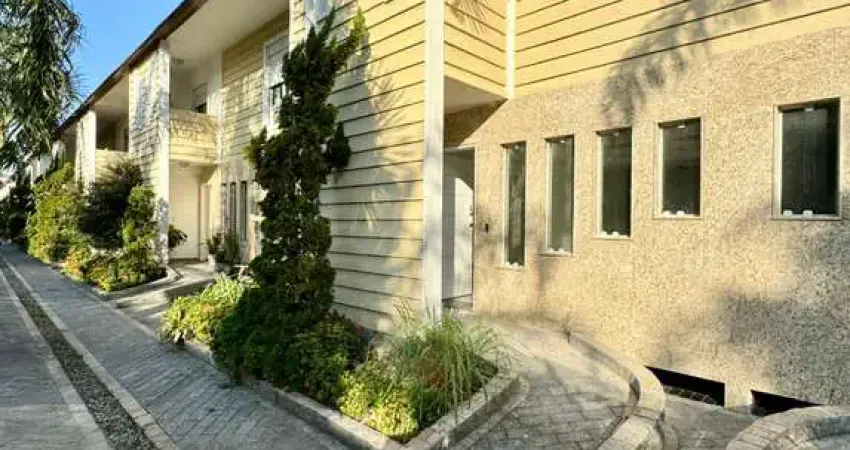 Casa com 4 quartos à venda na Avenida Ubirajara Keutenedjian, Vila Mirim, Praia Grande