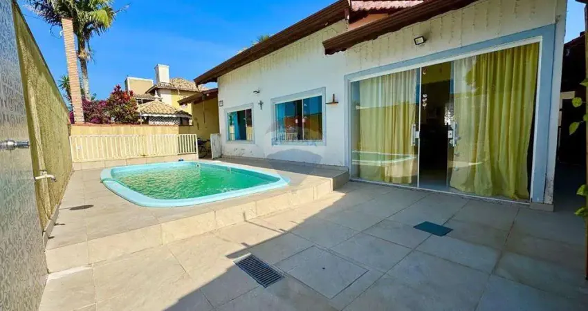 Casa com 3 quartos à venda na Rua Girassol, 877, Parque Turístico, Peruíbe