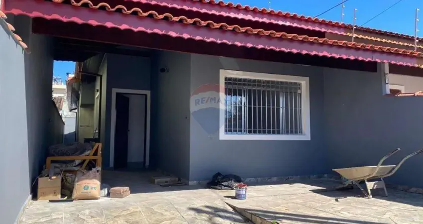 Casa com 3 quartos para alugar no Centro, Peruíbe 