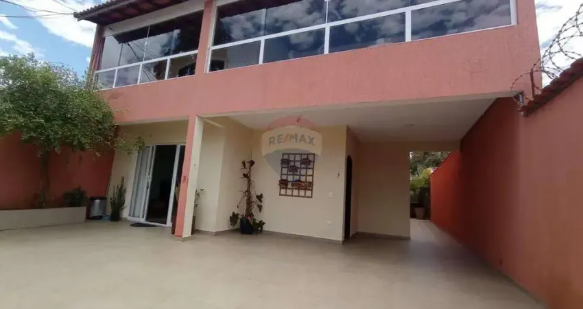 Casa com 4 quartos à venda na rua Turmalina, 307, Belmira Novaes, Peruíbe