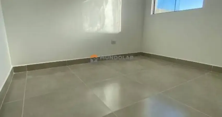 Linda casa de 3 quartos no costeira com terreno grande - araucária