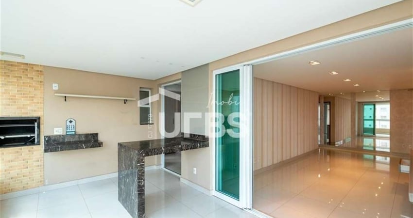 Amplo Apartamento de 150m² | 4 Quartos (2 Suítes) | Varanda Gourmet com Churrasqueira à carvão