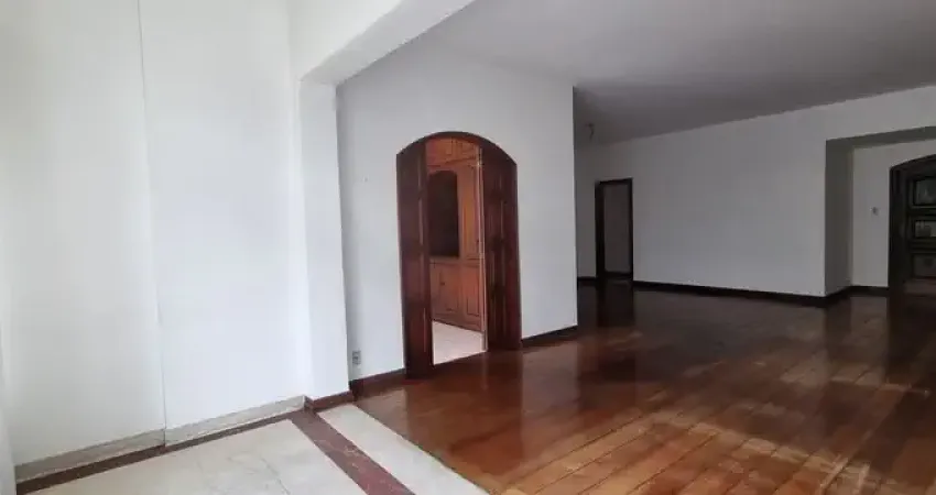 Super apartamento em Copacabana, 1 por andar - Rua Souza Lima