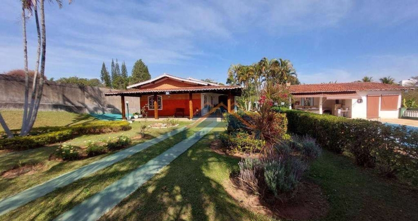 Chácara com 3 dormitórios à venda, 4000 m² por R$ 1.600.000,00 - Pinheirinho - Vinhedo/SP