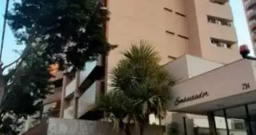 Apartamento com 4 quartos à venda na Rua Belo Horizonte, --, Centro, Londrina