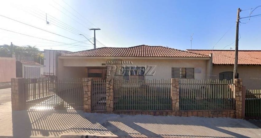 Casa com 3 quartos para alugar na Rio Grande do Sul, --, Centro, Sertanópolis