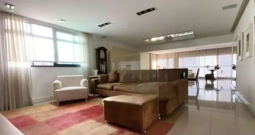 Apartamento à venda no bairro Centro, em Juiz de Fora - MG