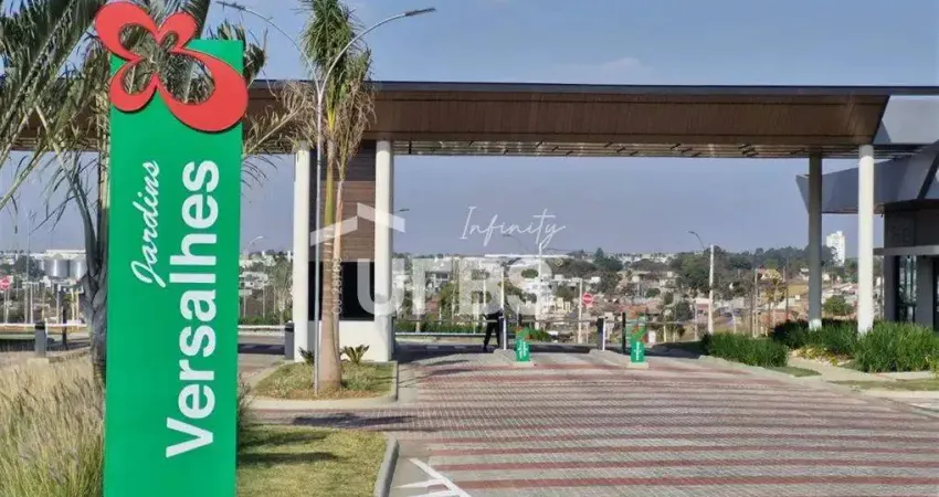 Terreno à venda na Rua Bromélia, Jardins Versalhes, Aparecida de Goiânia