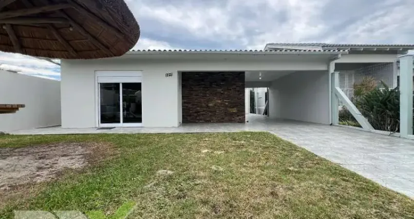 Casa com 3 quartos à venda na Rua Três De Outubro, 3211, Zona Nova, Tramandaí