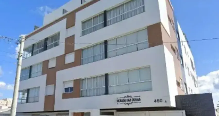Apartamento de 02 dormitórios no centro de Tramandaí