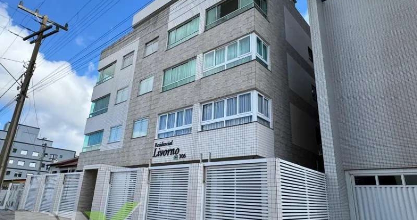 Apartamento de 02 dormitórios no centro de Tramandaí