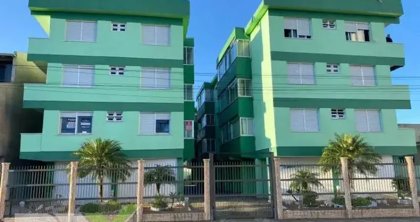 Apartamento de 02 dormitórios no centro de Tramandaí