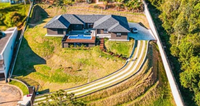 MARAVILHOSA CASA ALTO PADRÃO EM CONDOMÍNIO JARDIM DAS PALMEIRAS BRAGANÇA PAULISTA