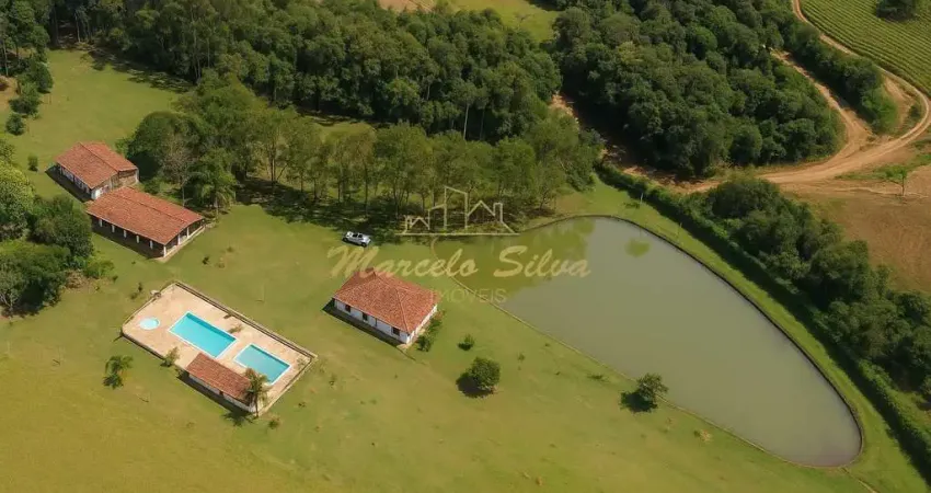 Chácara / sítio com 3 quartos à venda na Rua das Figueiras, 34, Birica de Campo Novo, Bragança Paulista