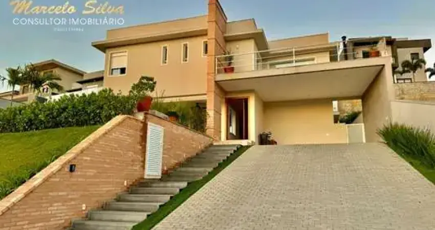CASA ALTO PADRÃO COM 4 DORMITÓRIOS  EM CONDOMÍNIO COM SISTEMA CLUBE