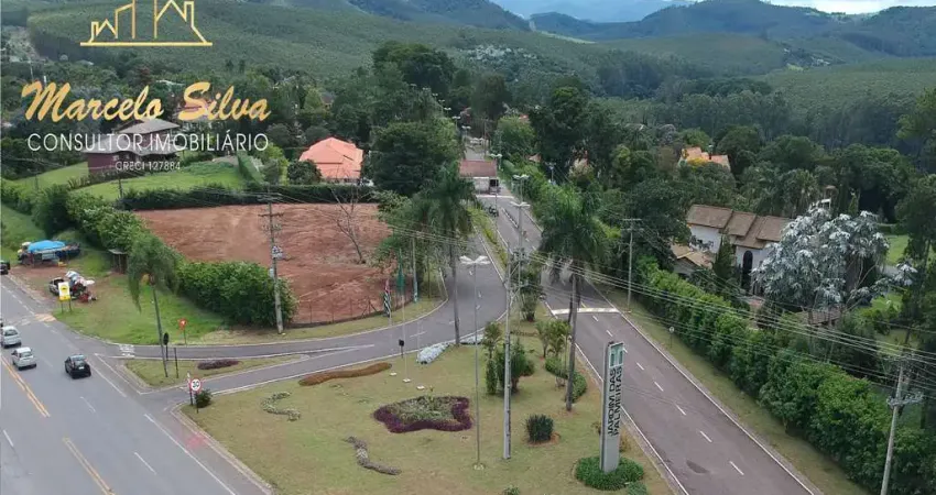 Terreno à venda na Avenida Jacarandá, 22, Condomínio Jardim das Palmeiras, Bragança Paulista