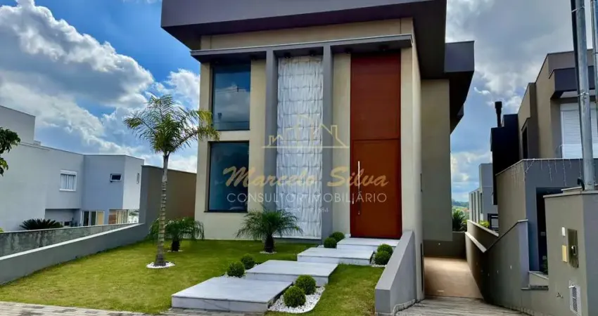 CASA ALTO PADRÃO COM 4 SUÍTES E CONDOMÍNIO COM SISTEMA CLUBE