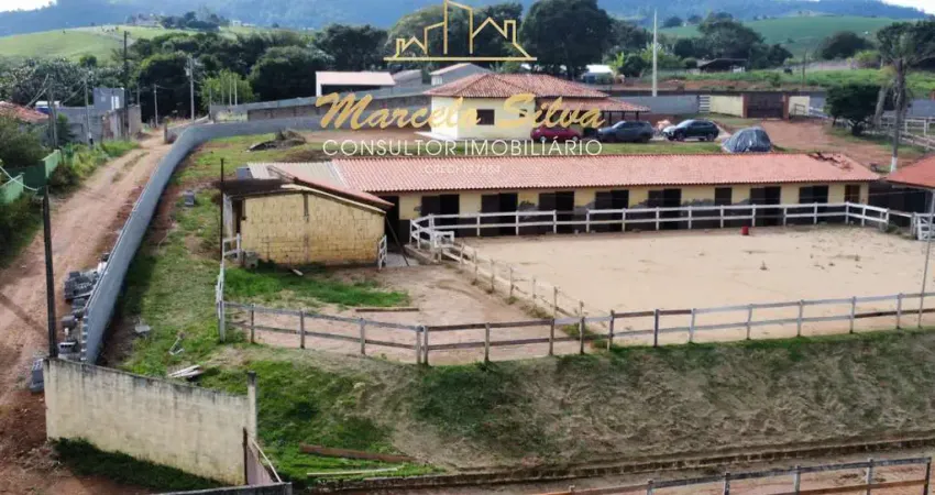 LINDO HARAS NO BAIRRO DA USINA EM BRAGANCA PAULISTA SP