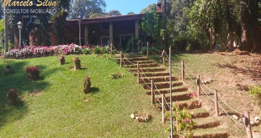 ESPETÁCULO SITIO DENTRO DA CIDADE  BRAGANÇA PAULISTA COM GRANDE ÁREA DE RESERVA