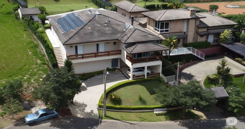 Casa de Veraneio à venda em Condomínio na Represa Bragança Paulista: 4 suítes, piscina,