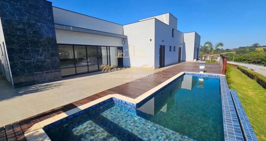 CASA TOTALMENTE TÉRREA, 3 SUITES  CONDOMNIO FLAMBOYAN  ,