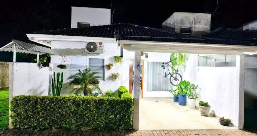 Casa com 2 dormitórios à venda, 67 m² por R$ 379.000 - Vale das Flores - Atibaia/SP