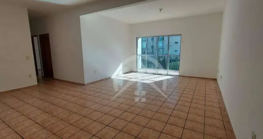 Apartamento com 3 dormitórios com armários, 1 suíte para alugar, 120 m² por R$ 3.300/mês - Atibaia Jardim - Atibaia/SP