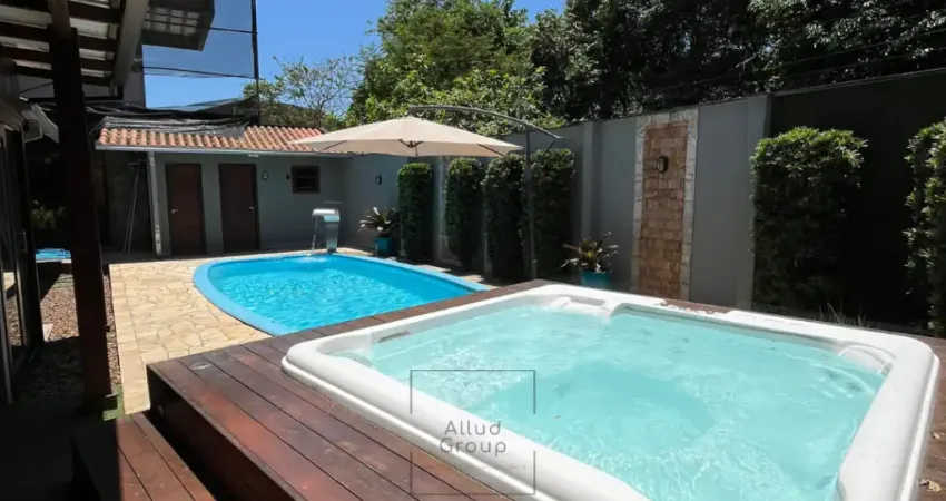 Linda Casa 100% Averbada em terreno gigante no Saguaçu em Joinville-SC