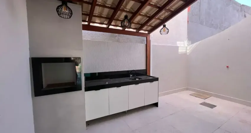 Casa com 3 quartos para alugar na Alameda Diamantino da Silva Pacheco, 10, Granja dos Cavaleiros, Macaé