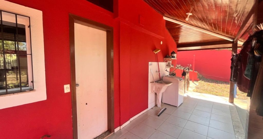 VENDO CASA LINEAR EM CONDOMÍNIO NA GRANJA DOS CAVALEIROS