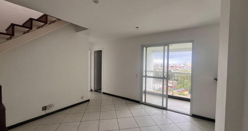Cobertura com 2 quartos para alugar na Rua Sidnei Vasconcelos Aguiar, 1047, Glória, Macaé