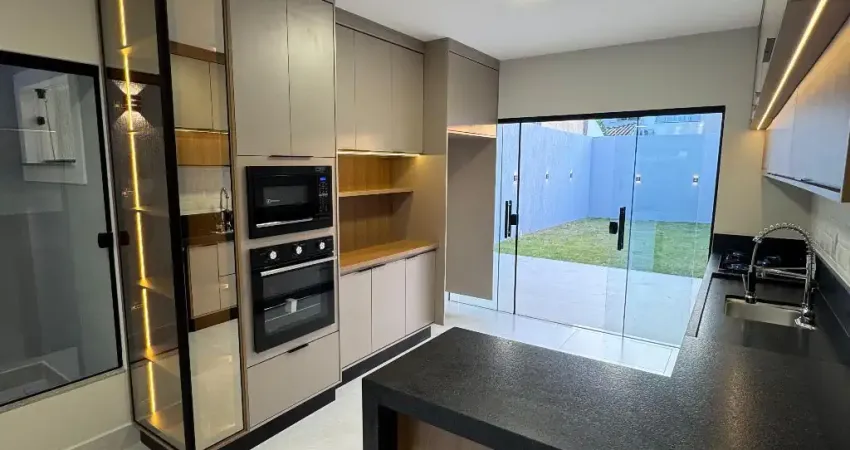 Casa com 3 quartos à venda na Rua Godofredo Taboada Alvarez, 10, Lagoa, Macaé