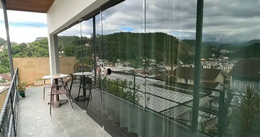 Casa com 3 quartos à venda no Valparaíso, Petrópolis 