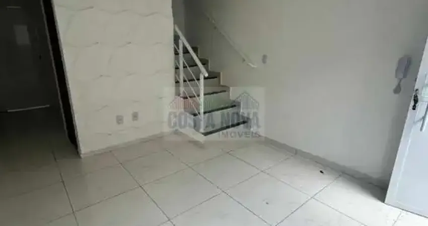 Casa de condomínio a venda, bairro Samambaia, 2 quartos, 2 banheiros bairro Samambaia - Praia Grande