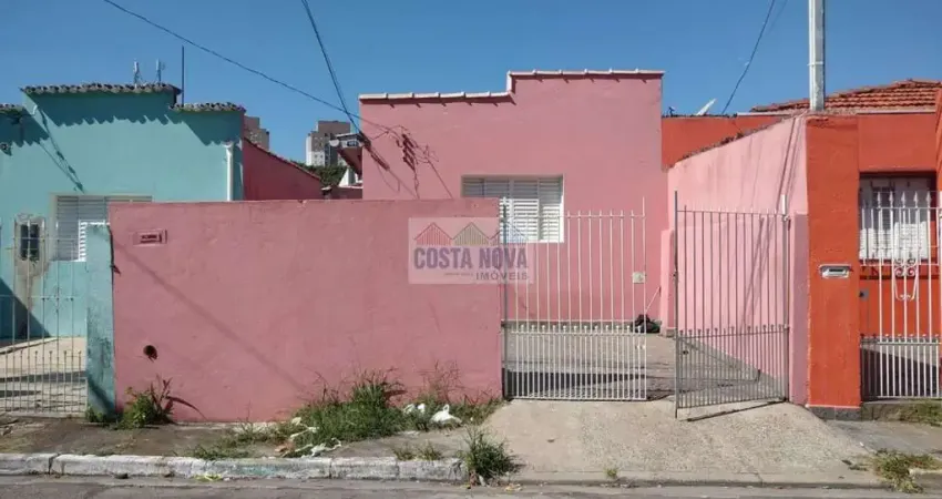 Aluga-se casa na vila guilherme, 2 dormitórios e 1 vaga de garagem