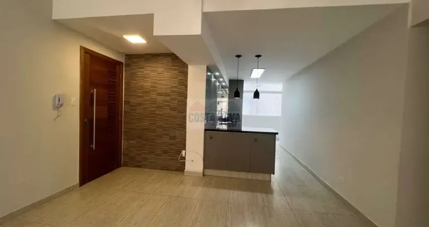 Apartamento com vista mar, reformado, 1 garagem, 3 quartos, pé na areia