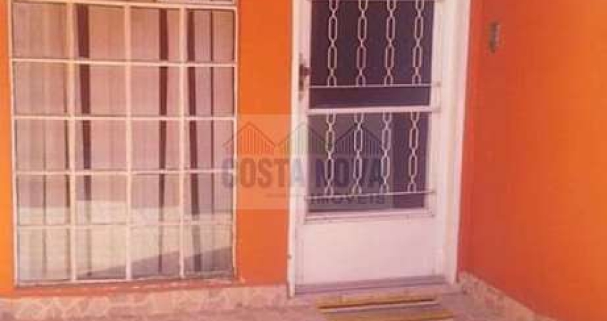 Casa Sobreposta baixa com 67m² , com 2 quartos, sala e garagem coberta em São Vicente