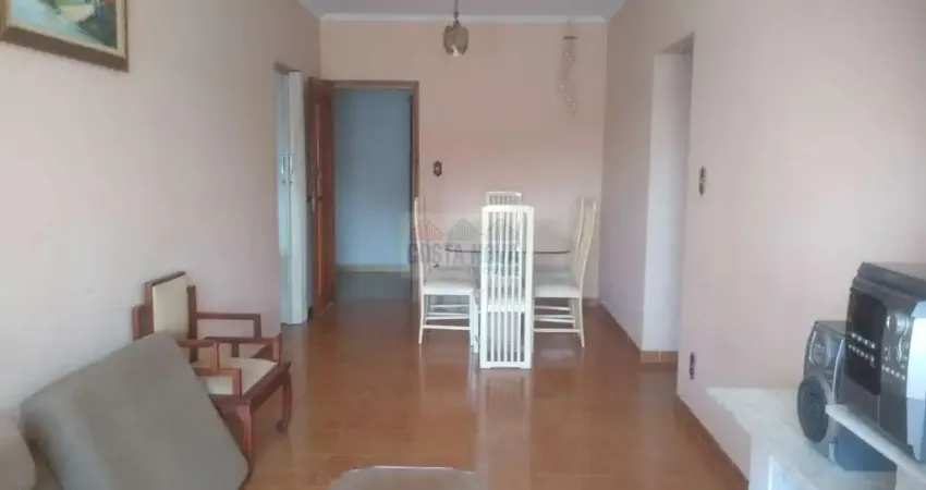 Apartamento com 2 dormitórios, sala para 2 ambientes, ampla cozinha, 1 vaga de garagem