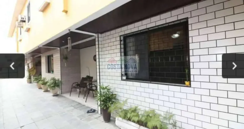 Casa com 3 quartos à venda na Rua Major Eugênio Terral, 379, Vila Cascatinha, São Vicente