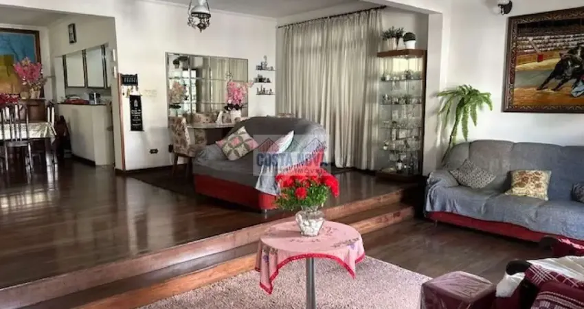 Casa com 3 quartos à venda na Rua Nabuco de Araújo, 340, Embaré, Santos