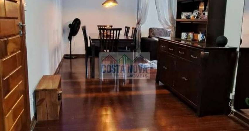 Apartamento com 78m², com 2 quartos, próximo a Praia