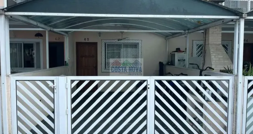 Lindo Sobrado em Condomínio ? 63m², 2 Quartos e Vaga de Garagem!